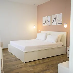 piccolo-torino-rooms.sicilyhotelsitaly.net/